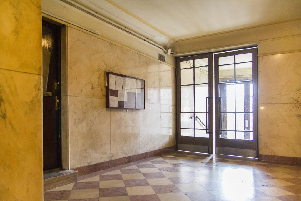 Central Danube Apartment Budapeste Exterior foto