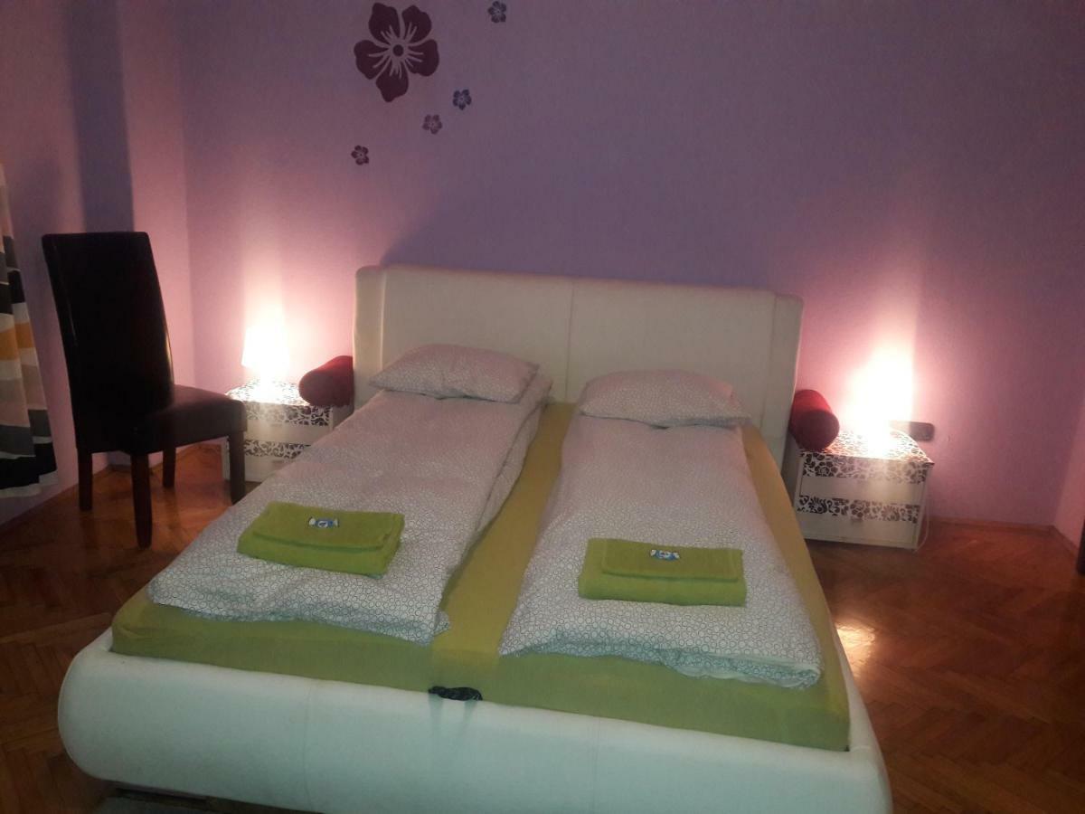 Central Danube Apartment Budapeste Exterior foto